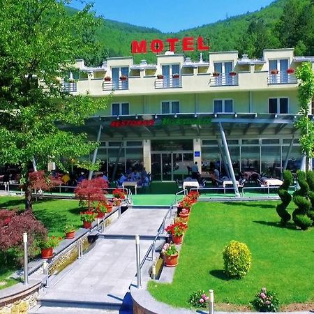 Motel Maksumic Jablanica 外观 照片