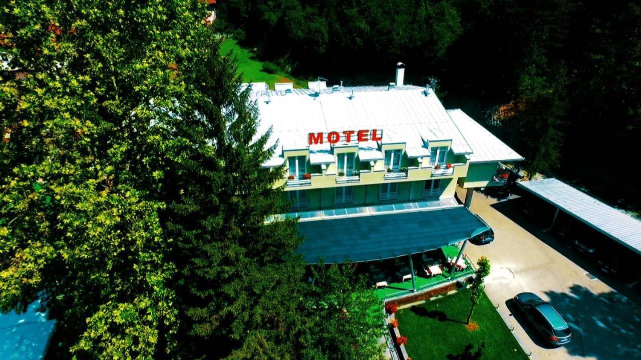 Motel Maksumic Jablanica 外观 照片